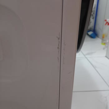 Beko Ç. Makinem Servisten Çizik Ve Paslı Halde Geldi