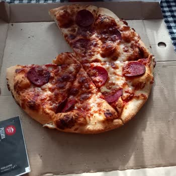 Pizza Hut Yanlış Ürün Gönderimi