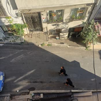 İBB - İstanbul Büyükşehir Belediyesi Çöp Konteyneri İstiyoruz Çöplerimizi Koyacak Yerimiz Yok