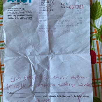 A101 Foça Bağarası Saygısız Kasiyer