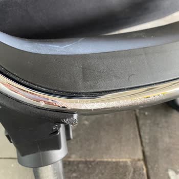 Pegasus Çalışanları Bebek Arabamızı Bagaj Koyarken Ciddi Şekilde Çizdi