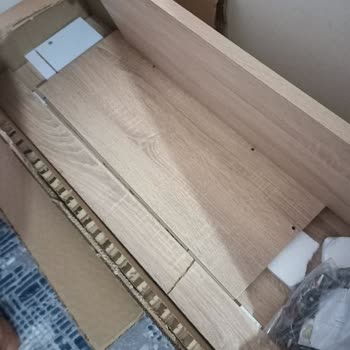 Vivense Vestiyer Kırık Ve Eksik Geldi
