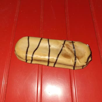 Eti Gıda Eti Browni Gold Bozuk Çıktı