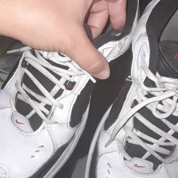 Nike Mağazasından Aldığım Spor Ayakkabıda Deforme Ve Yırtılma