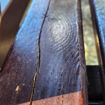 Günsoy Orman Ürünleri Yeni Yapılmış Kameriyede Problemli Ahşap Kullanımı