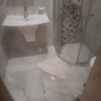 Zehra Hotels & Villas Temizlik Ve Nezaketsiz Bir Dil