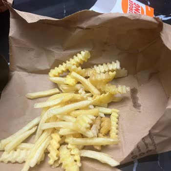 Burger King Gıda Zehirlenmesi Bozuk Hamburger!