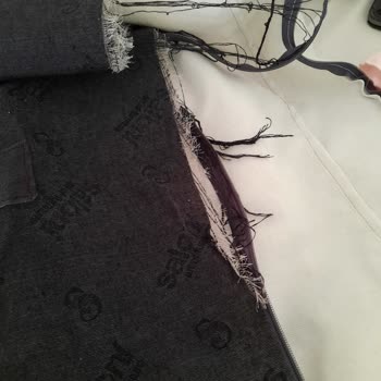 Saloni Markasının Mobilyalarının Kumaş Kalitesizliği