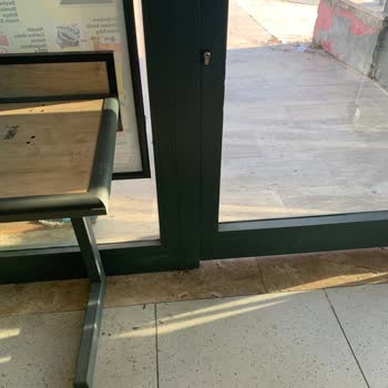 A101 Market Çok Pis Ve Kirli