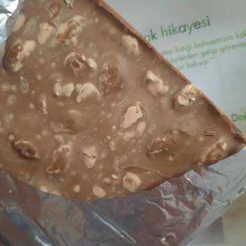 Nestle Damak Fıstıklı Çikolata Bozuk Çıktı