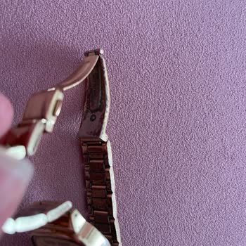 Nine West Marka Saatin Paslanması