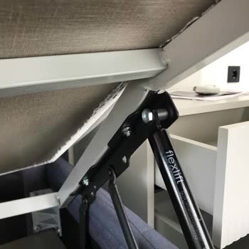 Yataş Baza İkinci Gününde Kendi Kendine Kırıldı