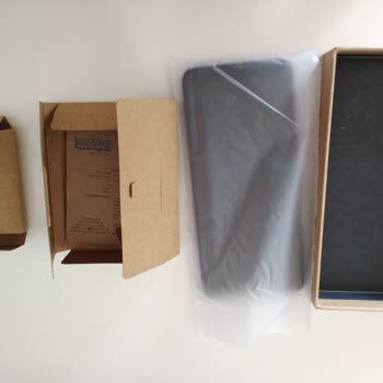 Reeder Kutusunda Şarj Adaptörü Çıkmadı