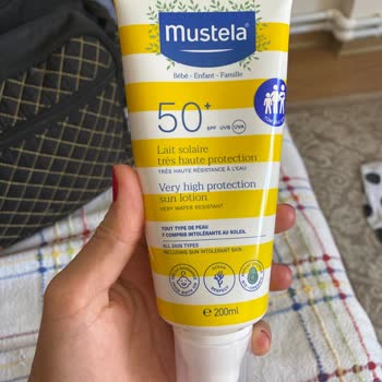 Mustela Güneş Kremi Alerjisi