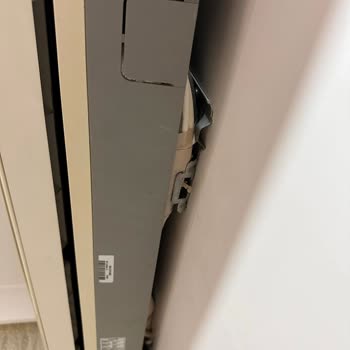 Arçelik Klima Kurulumu Evin İçine Su Akıtıyor