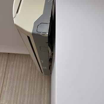 Arçelik Klima Kurulumu Evin İçine Su Akıtıyor