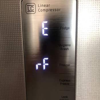 LG Buzdolabı Servisi Bu Sıcakta 1 Aydır Parça İçin Beni Bekletiyor.