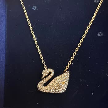 Swarovski Markasının Yaşattığı Mağduriyet