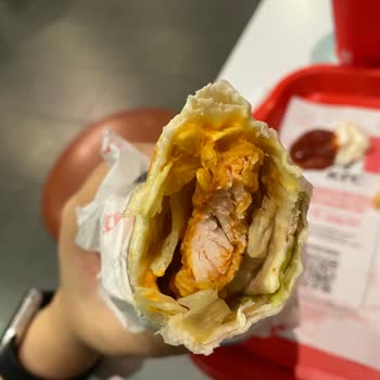 KFC Yemek Sıcak Değil Eksik