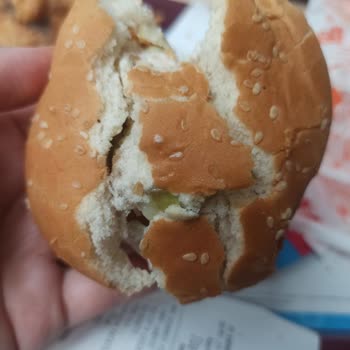 Popeyes Bayat Ekmek İle Ürün Hazırlıyor