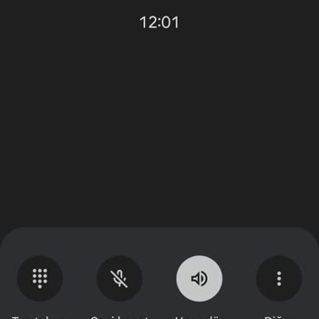 Alo 170 Operatör Bekletme 12 Dakikada Cevap Vermediler