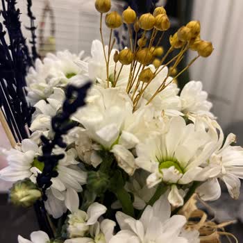 Çiçek Sepeti Solmuş Çiçekte Sorun Olmadığını Söylüyor