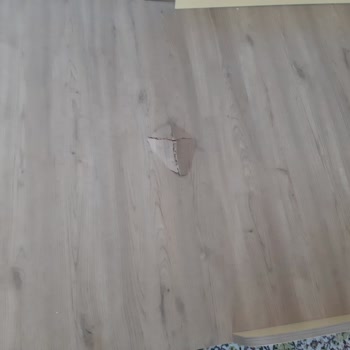 Vivense Mobilya Çocuğumun Yatak Suntası Kırıldı. Hiç Memnun Kalmadık.