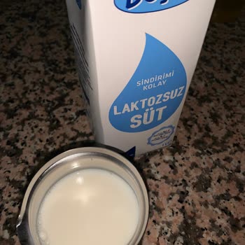 BİM'den Alınan Sütün İçinden Çıkan Böcek