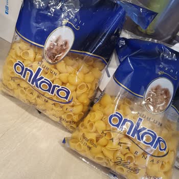 Nuh'un Ankara Makarnası Açılmamış Paketli Gıda Kurtlanmış