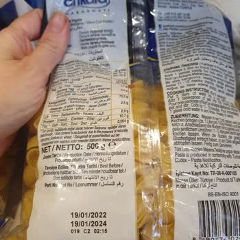 Nuh'un Ankara Makarnası Açılmamış Paketli Gıda Kurtlanmış