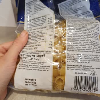 Nuh'un Ankara Makarnası Açılmamış Paketli Gıda Kurtlanmış