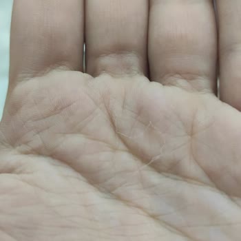 Carte d'Or Carte Dor İçerisinden Beyaz İpler Çıkması