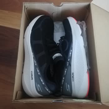 Sporjinal Skechers Pişmanlıktır Ayakkabı Topuğu Hatalı Değiştirmedi