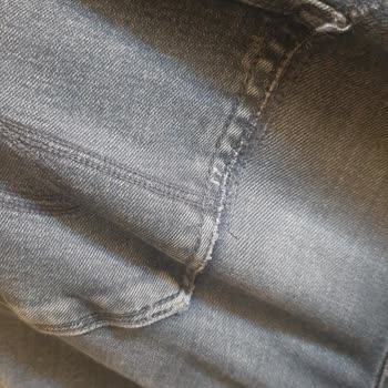 Colin's Kot Pantolon Yırtıklar