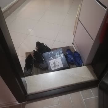 Aras Kargo Kuryesinin Yaptığı Terbiyesizlik