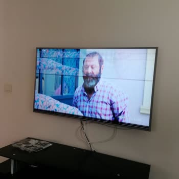 Samsung 50RU7440UXTK Televizyonumuzun Ekran Değişim Problemi