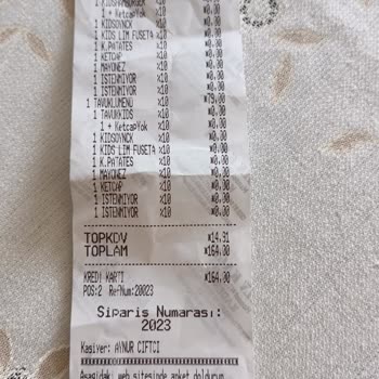 Burger King Ekmekleriniz Küflenmiş. Net...