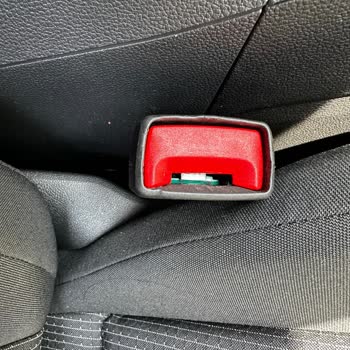 Volkswagen Emniyet Kemeri Takılı Kalma Problemi