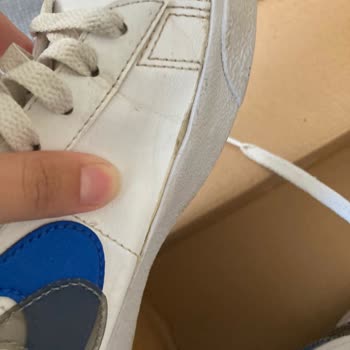 Nike Ayakkabı Üretim Hatasını Kabul Etmiyor