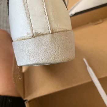 Nike Ayakkabı Üretim Hatasını Kabul Etmiyor