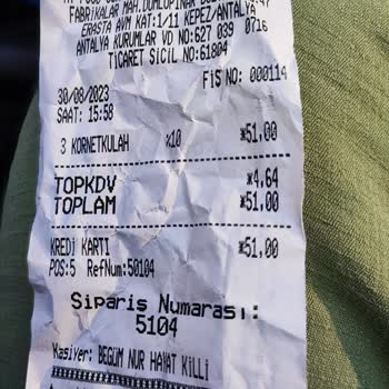 Erasta Burger King Kasiyer Eldiven Kullanmıyor Ve Tersliyor