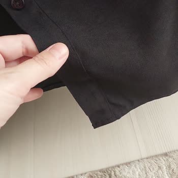 Yırtık Ferace Eminos Butik İlgi Yetersizliği