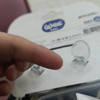Wee Baby Emzik Kutusundan Kıl Çıktı