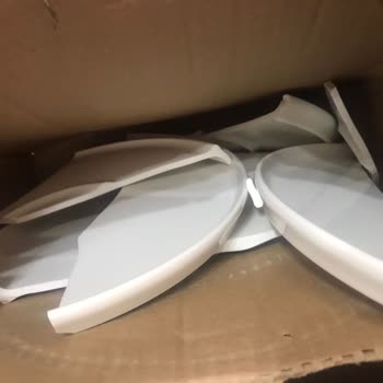 Schafer Kırık Yemek Takımı