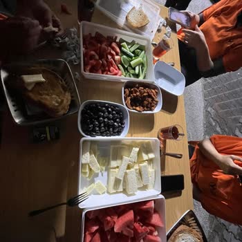 Köfteci Yusuf Personele Olan Davranışları