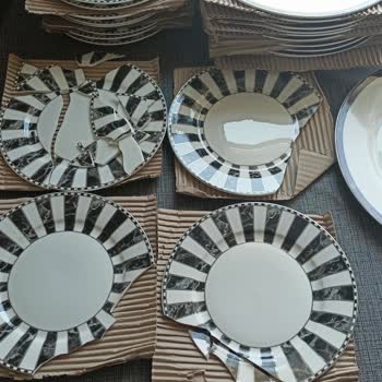 Karaca Züccaciye Eksik /kırık Tabak