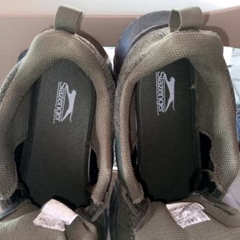 Slazenger'dan Aldığım Ürünlerde Farklı Marka Etiketi Var