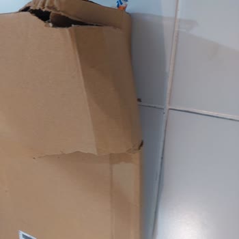 Yurtiçi Kargo Teslim Edilen Paket Paramparça!