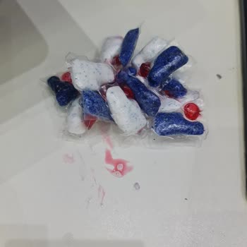 Finish Quantum Temizlemiyor Ve Birbirine Akmış Yapışmış