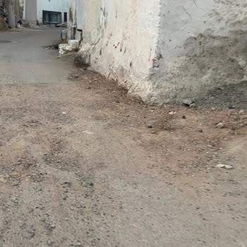 Bornova Belediyesi Kızılay Mahallesi Bozuk Sokaklar